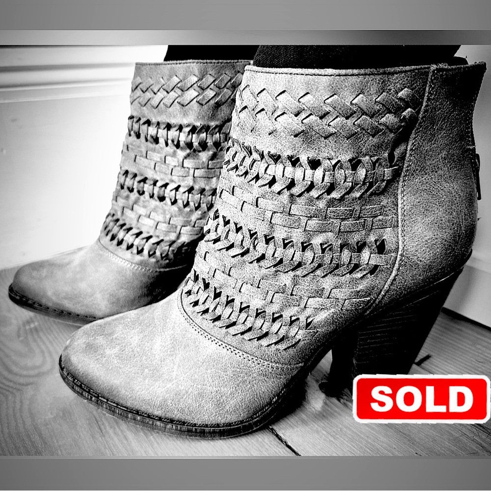 SOLD. Fergalicious Wanderer ankle boots — 9M. Woven top. 3.5” heel. Perfect cond